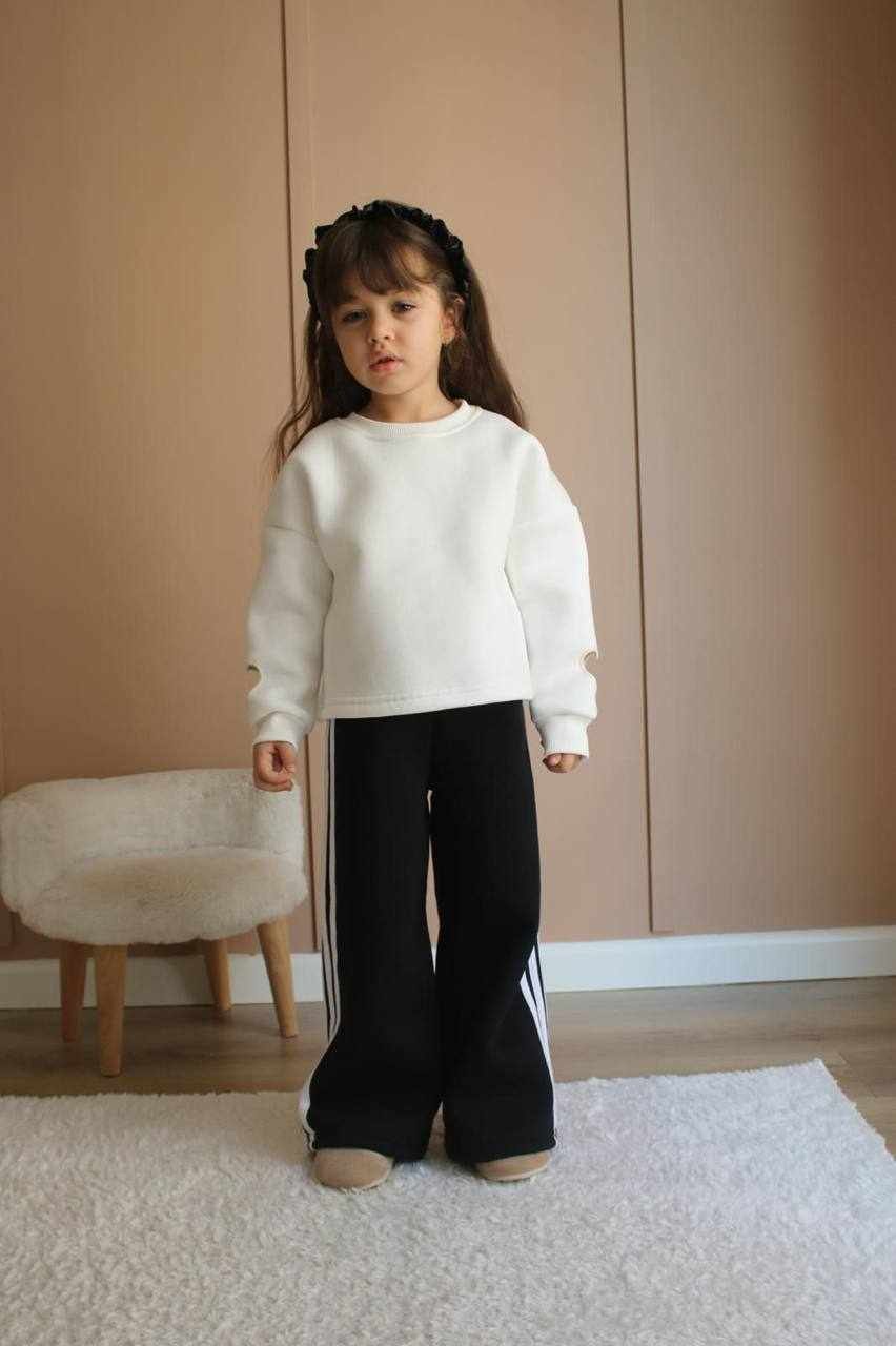 trenerki-za-devojcina-so-bluza-i-pantaloni-so-linii (3)